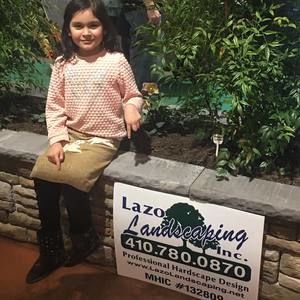 Meet your Posher, Dinora